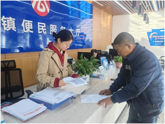 代办服务“小切口” 撬动营商环境“大优化”——丁桥镇工商登记服务改革纪实